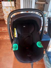 Seggiolino auto Chicco kiros EVO i-size con base i