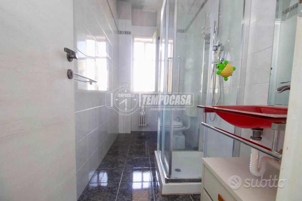 Apartment in Torino, Borgata Tesso, Circoscrizione 5 - Altro