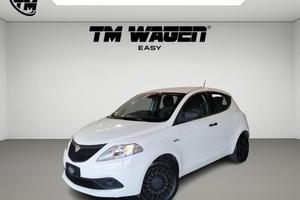 Lancia Ypsilon 1.0 firefly hybrid