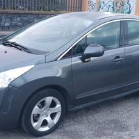 Peugeot 3008 1.6 HDi 110CV Premium