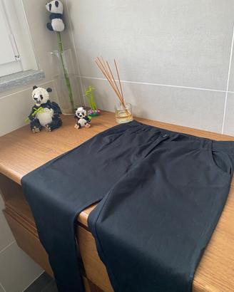 Pantaloni neri da lavoro