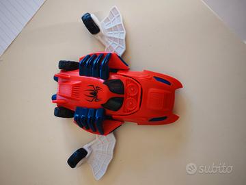 macchina di spiderman 
