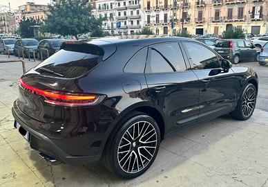 PORSCHE Macan, 2.0 T 265cv km 43.000 Nuovo modello