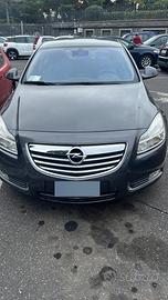 Opel insignia incidentata
