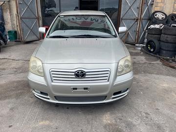 Ricambi Toyota Avensis 2.0 D-4D 16V 116cv del 2003