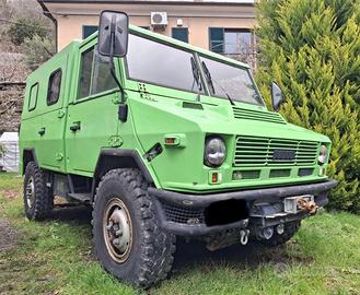 Iveco VM90 4x4 autocarro