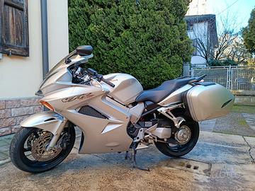 Honda VFR 800
