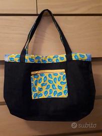 Borsa in jeans con tasca esterna chiusura cerniera