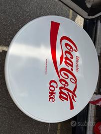 Tavolino rotondo coca-cola