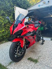 QJ Motor SRK800RR (seconda serie) leggi