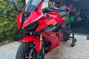 QJ Motor SRK800RR (seconda serie) leggi