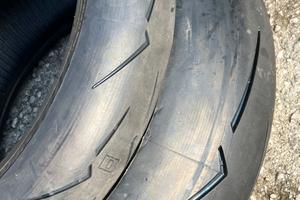 Pirelli supercorsa v4 sp 120/70 17 e 200/60 17