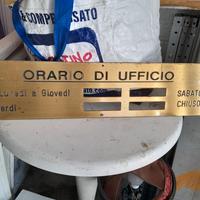 insegna in ottone vintage 
