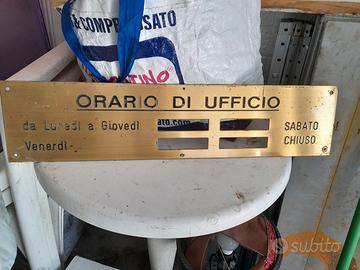 insegna in ottone vintage 