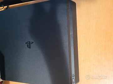 PS4 SLIM 500G 2 JOYSTICK  2 GIOCHI
