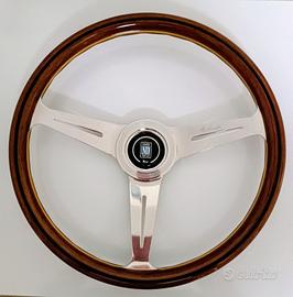 volante Nardi 