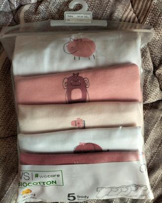 Abbigliamento body 5 pezzi nuovi