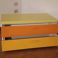 mobile cassettiera per tv e sgabello