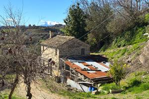Casa Colonica con Terreno - Ponzano di Fermo
