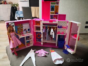 armadio Barbie con bambola
