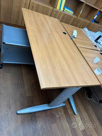Scrivania Las  3 pezzi (49€ a pezzo)