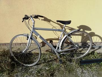 bicicletta alluminio ruote da 28 