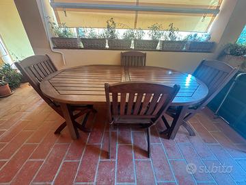 Tavolo da giardino, in legno, con 8 sedie