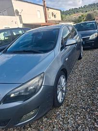 Opel Astra J anno 2010 diesel