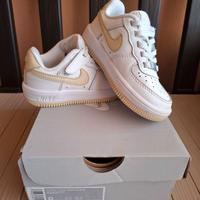 SCARPE NIKE AIR FORCE ONE BAFFO ORO