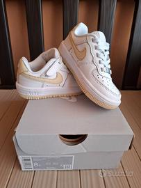 SCARPE NIKE AIR FORCE ONE BAFFO ORO