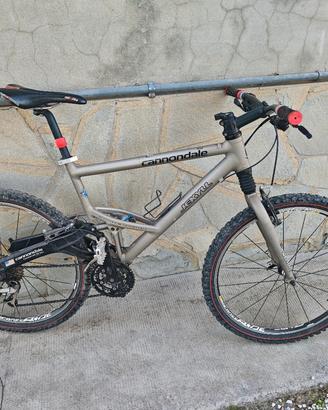 mtb cannondale 26 biammortizzata 