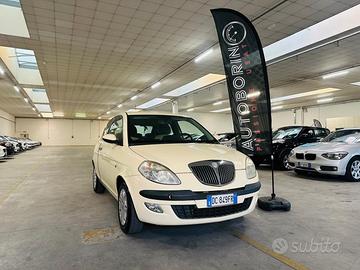Lancia Ypsilon 1.2 Argento