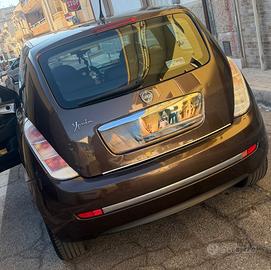 Lancia y 1.3 MJT 75 CV