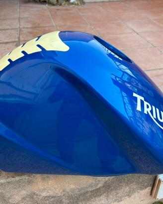 Serbatoio triumph 675