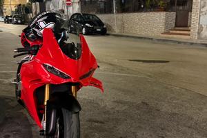 Ducati panigale v4s