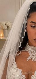 Velo da sposa con alzata e cristalli