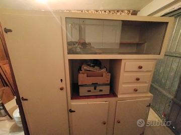 Credenza vintage anni 50/60, vetrinetta e cassetti