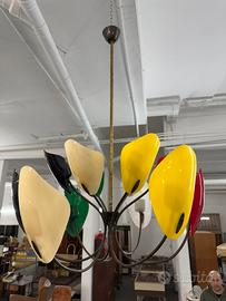 Lampadaro vintage in plastica