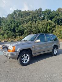 JEEP GRAND CHEROKEE ZJ 5.9 V8 (1997) – ASI con CRS