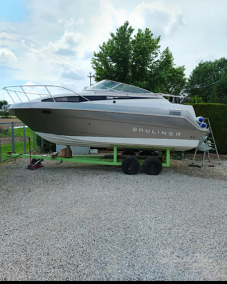 Bayliner ciera 2355