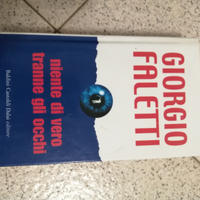 Niente di vero tranne gli occhi