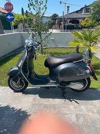 Vespa 300 gts