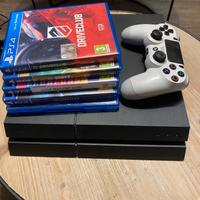 PS4 + 5 giochi + 1 controller + Volante+pedaliera