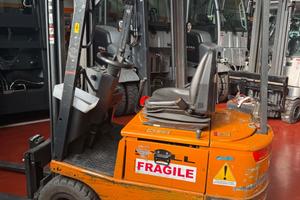 Muletti carrelli elevatori