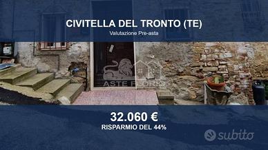 Immobile in asta di 181 m² con più di 5 locali a C