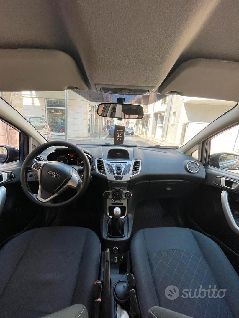 Ford Fiesta 2012 photo 5