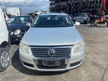 RICAMBI USATI AUTO VOLKSWAGEN Passat Variant 4Â° S