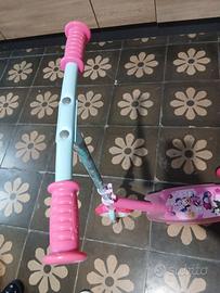Monopattino Minnie bambina