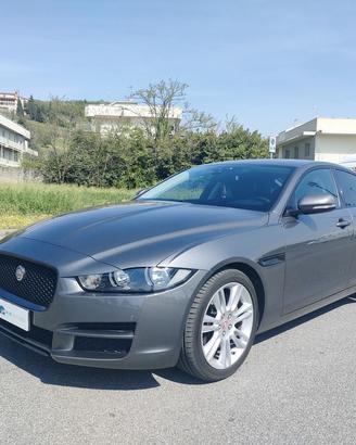 JAGUAR XE XE 2.0d Pure Business edition 180cv auto
