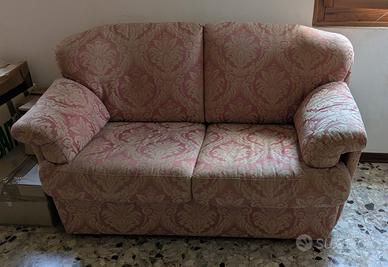 Coppia di Divani damascati